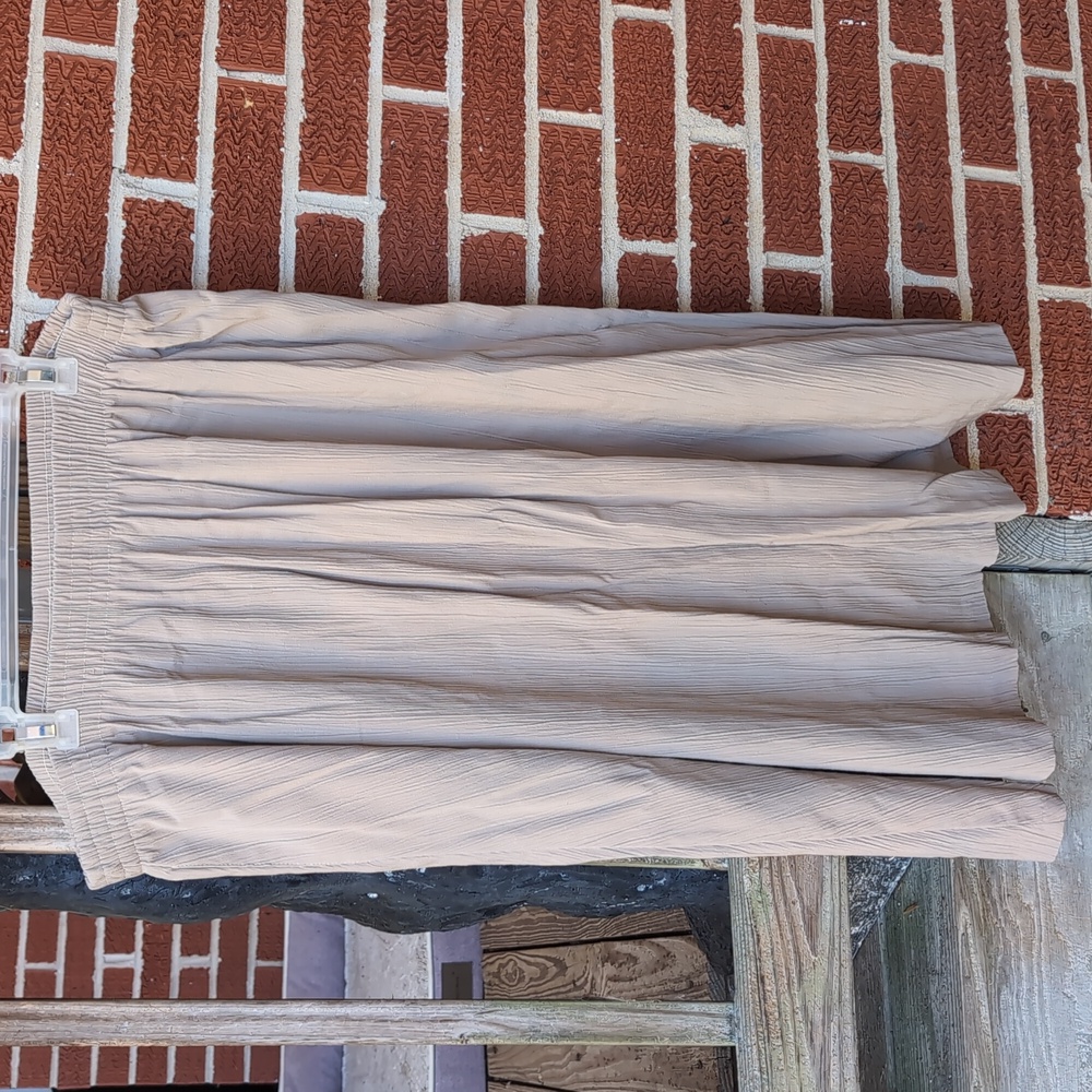 Briggs New York Tan Khaki Rayon & Polyester Pleated Skirt 22W USA Vintage